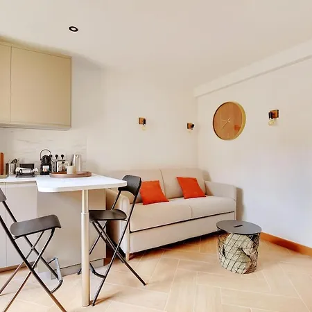 Apartment 36 2 People Eiffel Tower Paris