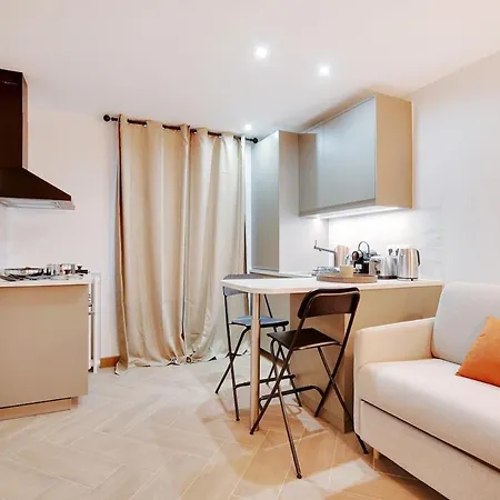 36 2 People Eiffel Tower Apartment